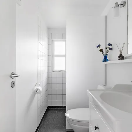 Cozy In With House Sea View Asnæs